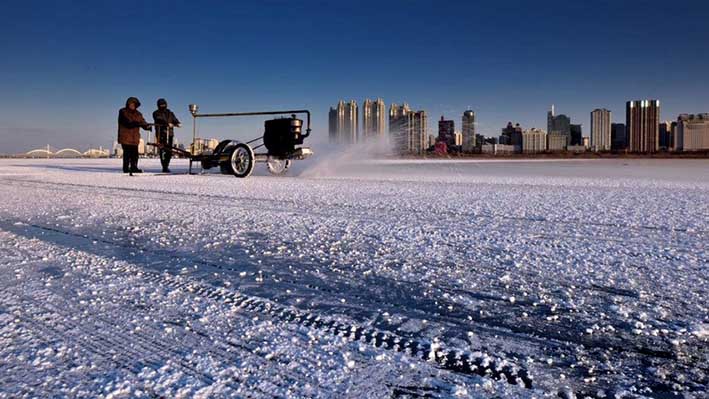 鋸(ju)冰車采冰工具(jù)